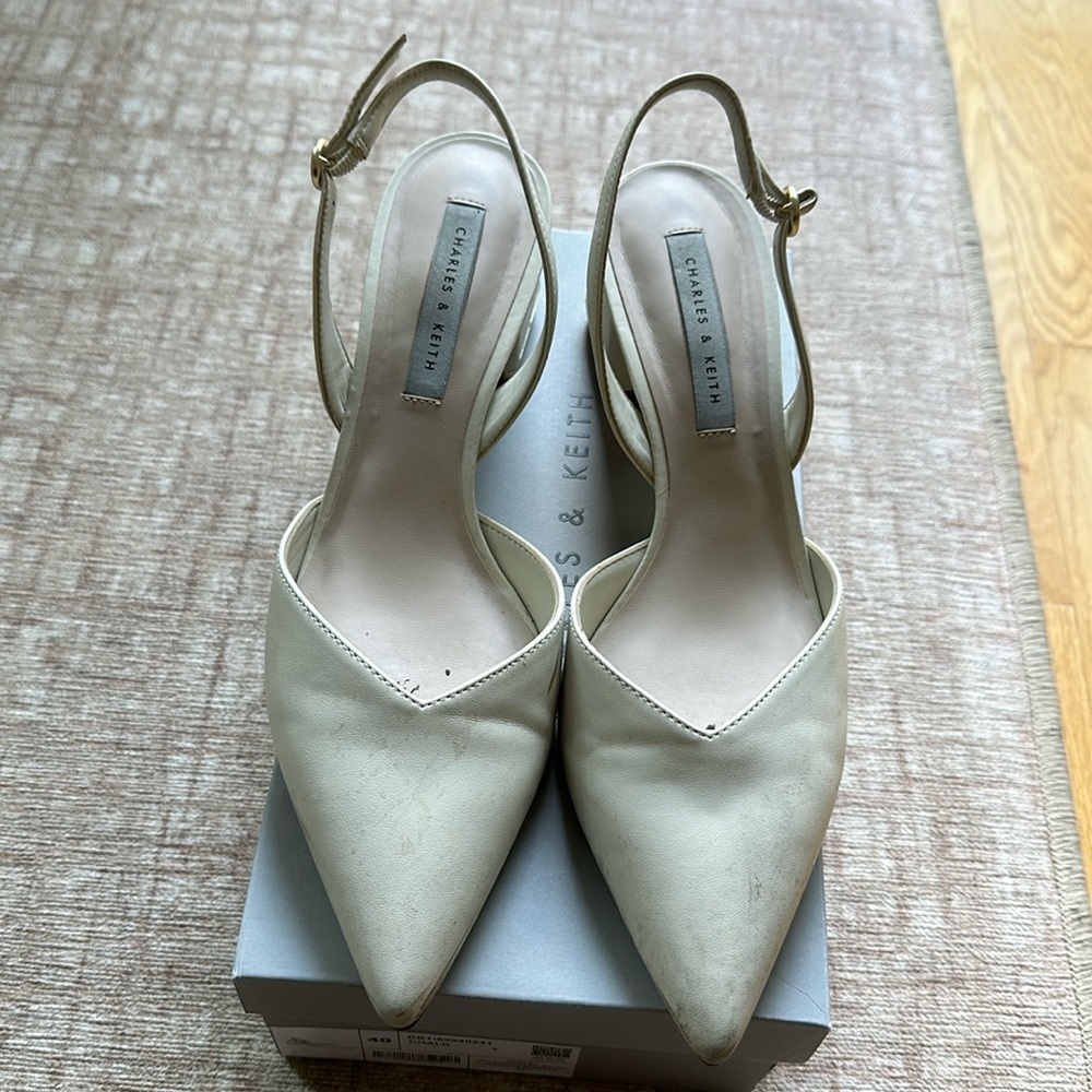 Charles & Keith Slingbacks